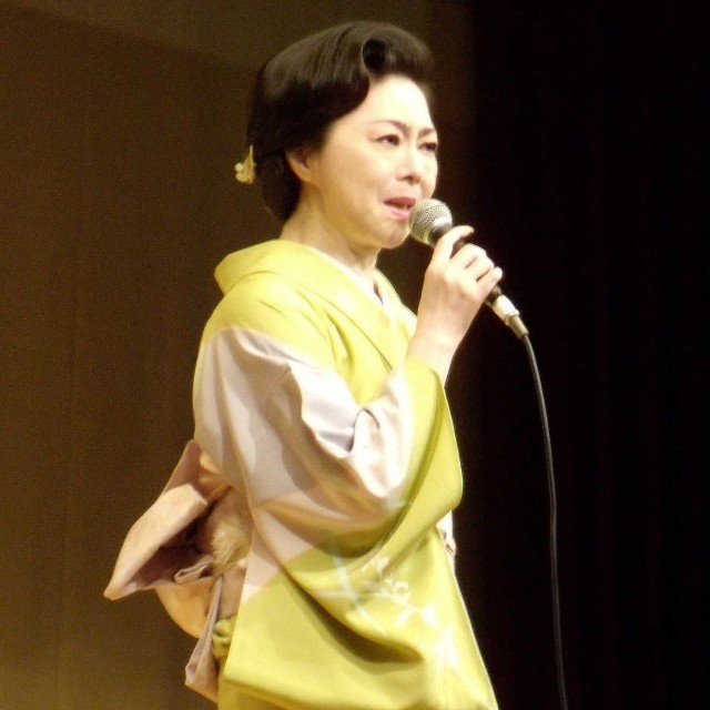 牧村三枝子＝2008年