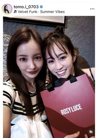 板野友美のインスタグラム＠tomo.i_0703より
