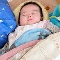 すやすや眠る赤ちゃん（yopichさん提供）