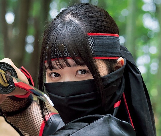 南みゆか（撮影：唐木貴央　ヘアメイク：mahiro　スタイリング：田中陽子）