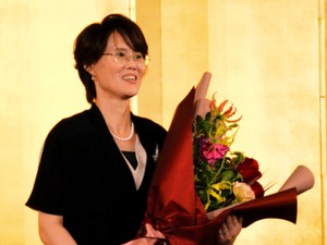 渡辺淳一文学賞、どう選んだか　純文学・大衆文学の壁払い「いい小説」　