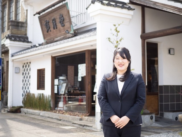 寳月堂5代目の桑田桃子さん