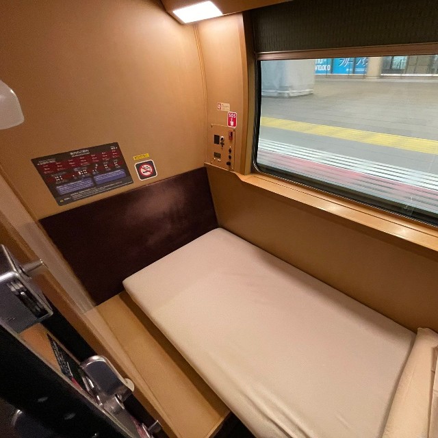 下階の部屋（津城野葉太さん提供）