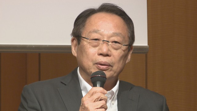 高松市で講演を行った元サッカー日本代表監督の岡田武史さん