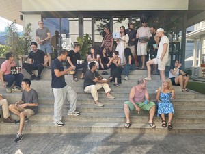 旅と仕事が両立する？　常識くつがえすデジタルノマドの生き方　東京で記者が出会った