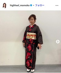 シャネルをリメイクした着物　ハイヒール・モモコのインスタグラム@highheel_momokoより