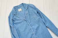 青いパジャマ　※この画像はイメージです（somemeans/stock.adobe.com）