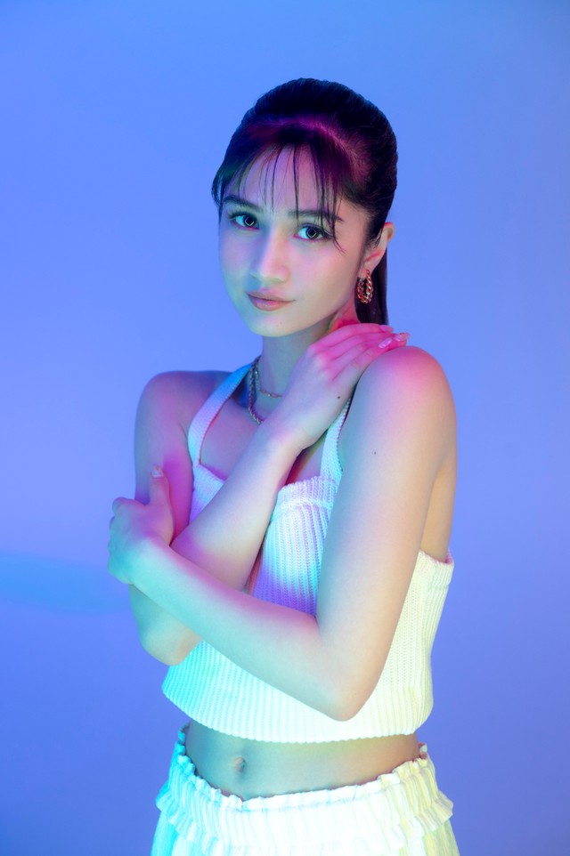 魅惑のセクシーショットを公開したFAKY・Taki（avex提供）