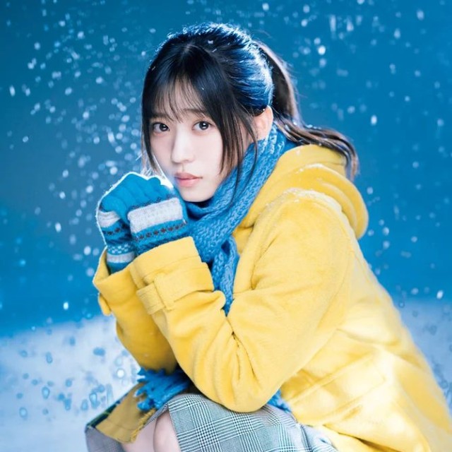 誌面カット　金澤亜美(僕が見たかった青空)