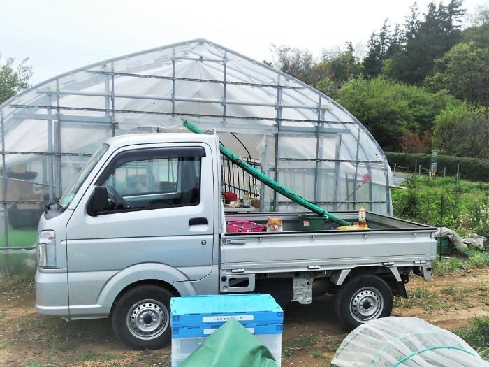 父さんの車も安心できる場所だった(友さん提供)