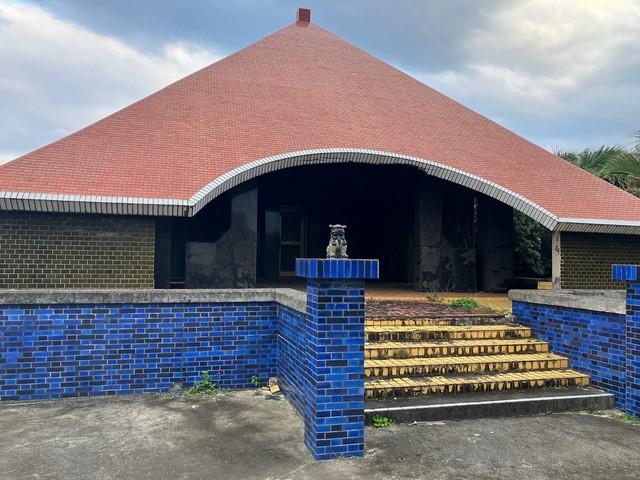 なぜかピラミッド型