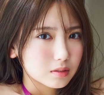 週刊少年チャンピオン28号の表紙＆巻頭グラビアに登場した沢口愛華さんⒸ秋田書店ⒸHORIPROⒸ土山大輔（TRON）