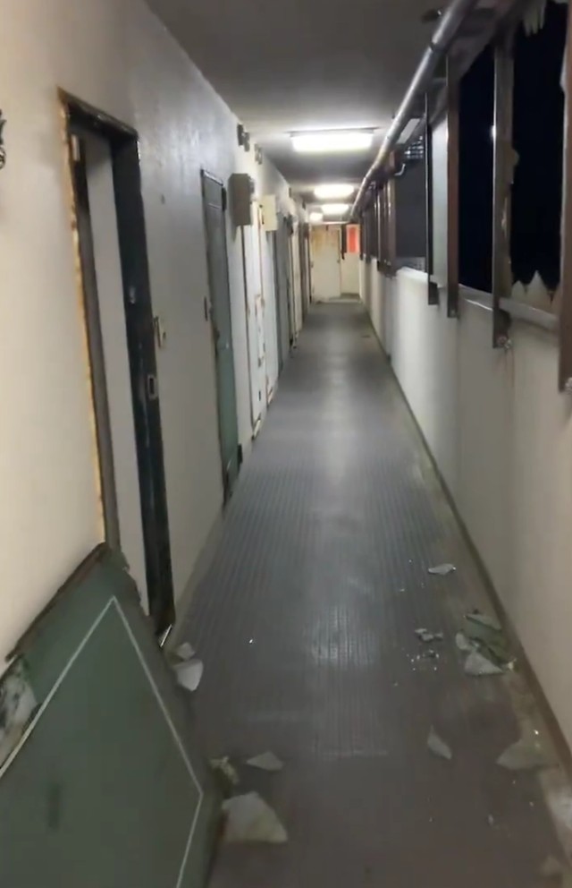 最近まで営業していたとは思えない廃墟感 画像提供：レイヴンさん