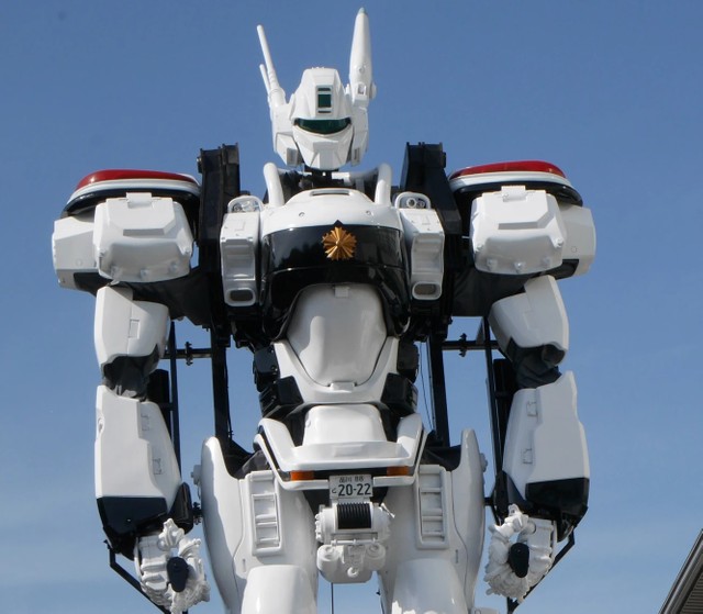 「機動警察パトレイバー」の等身大イングラム＝千葉・幕張