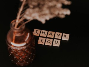 からかう3人と、私を庇う先輩。結局「ありがとう」さえ言えていない