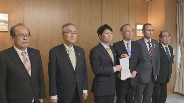 森の芸術祭の定期的開催を知事に要望　岡山