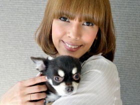 モデル・ＳＨＥＩＬＡさん「犬も愛情をかければ伝わる」