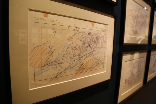 ナウシカがメーヴェで追撃をかわすシーン＝阪急うめだ本店9階うめだギャラリー、アニメージュとジブリ展大阪会場