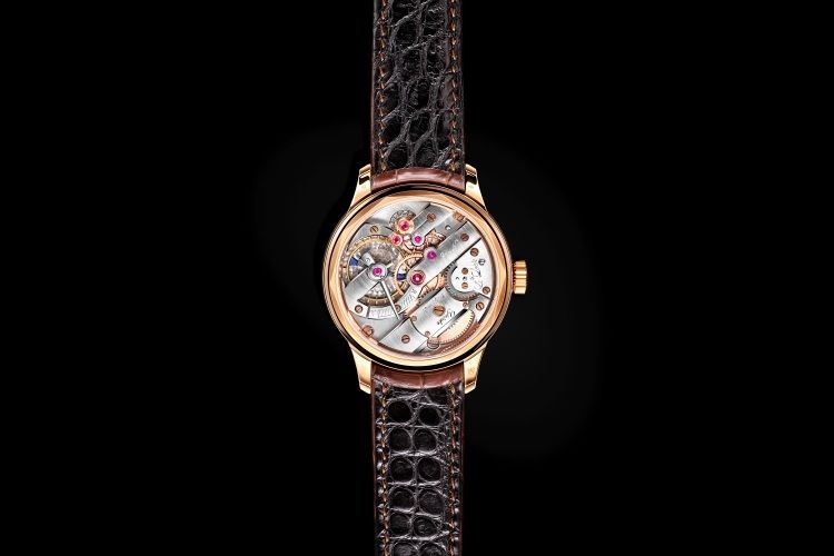 関口陽介さんが手がける「プリムヴェール」の裏面。ユール・ヤーゲンセンの時計を手本にしている