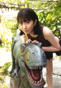 もものすけ1st写真集『一等星』（撮影:中山雅文、ワニブックス刊）先行カット