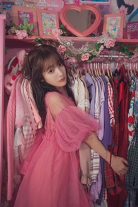 私立恵比寿中学・桜木心菜の2nd写真集（秋田書店）より