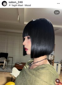 横顔がとてもきれいです。