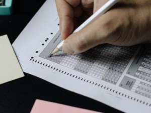 観葉植物に古代中国史を教えていた私の成人式は、センター7日前