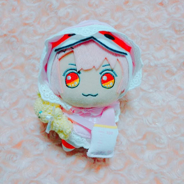 ぬいぐるみに装着！可愛さが倍増しですね　※minaさん@4clv_A）提供