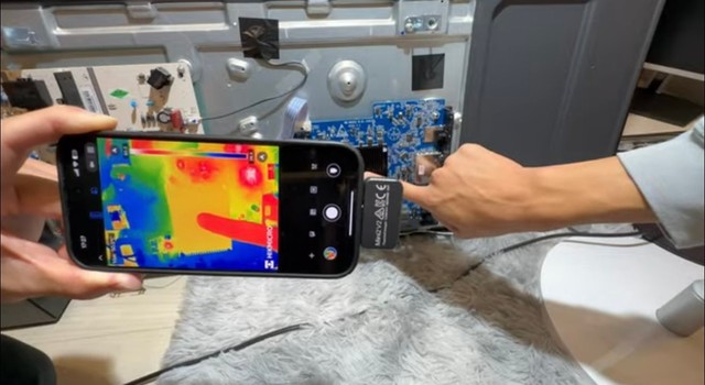 実際にヒートシンクの温度をスマホで捉えた1枚（提供：パソコン病院さん）