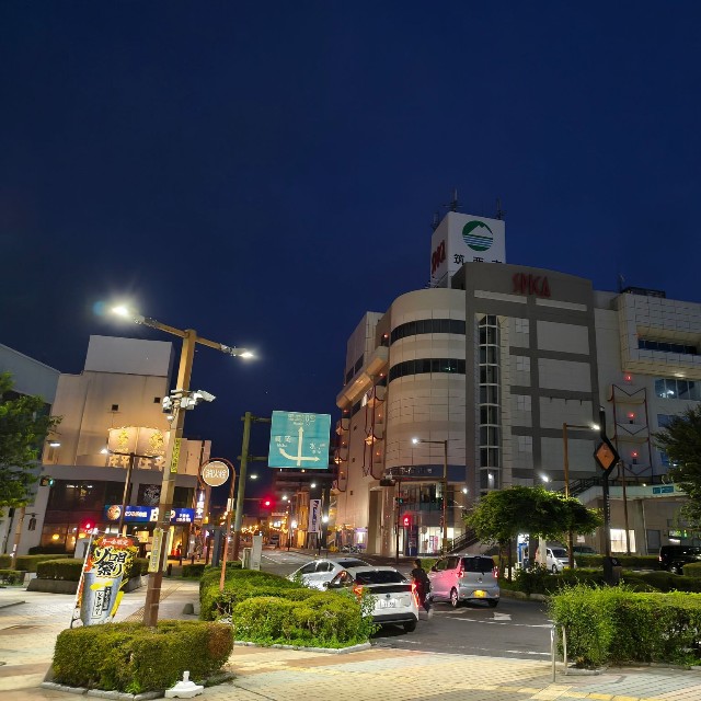 夜になるとすっかり灯も消え少し寂しい（ニッケル坊やさん提供）