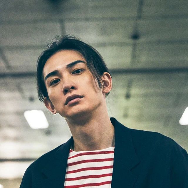 8　エスプリ薫る「文月」のバスクシャツ。