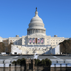 アメリカ政治の象徴、合衆国議会議事堂。