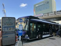 神戸阪急前にあるバス停「三宮駅前」から乗車