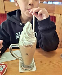 チケットの贈り主、小学5年生の息子さん（提供：しとらすさん）