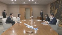 日本航空と全日空が香川県の浜田知事を表敬訪問
