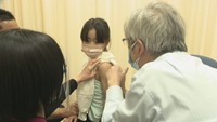 子どもへの個別接種の様子