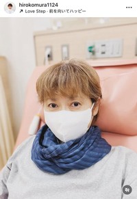 32回目の抗がん剤治療を受けたことを報告した古村比呂　本人のインスタグラム（@hirokomura1124）より＝2025年8月8日投稿