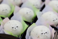 胡麻アザラシ。南極和菓子の中にも一つ入っているそうです。 ※三宅さん提供