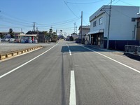中央線や車両通行帯が設けられている一般道路の例／警察庁のHPより