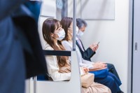 約半数が感染症対策に「疲れ」を感じている　※画像はイメージです（maroke/stock.adobe.com）