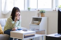 現役高校生の6割以上が「今年テレビドラマを見ていない」　※画像はイメージです（milatas/stock.adobe.com）