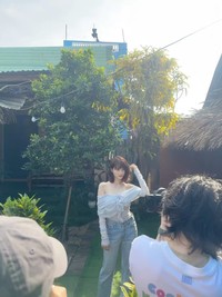 岸明日香さんのインスタグラム (@aspoo02) より
