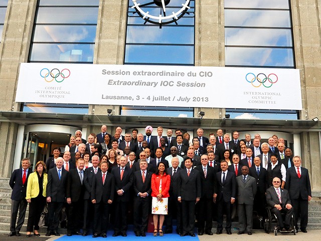 五輪の懐を潤し､物語を紡ぐTVとIOCの蜜月関係 利益はスポーツ