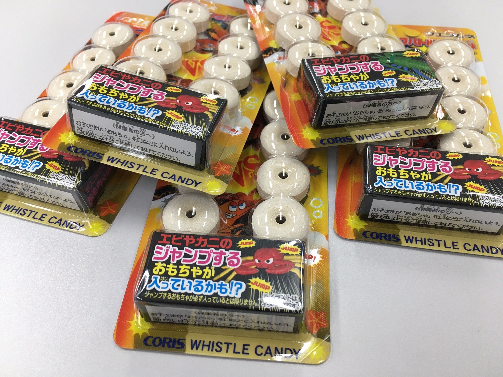 フエラムネの衝撃的なおまけが「泣くほど笑える」と大反響 何故これで