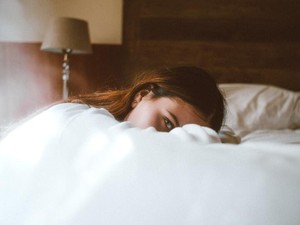 はじめてからだを許したのは、避妊具をつけない人でした