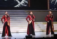 「未来へのOne　Step！」の（左から）和央ようか、姿月あさと、湖月わたる