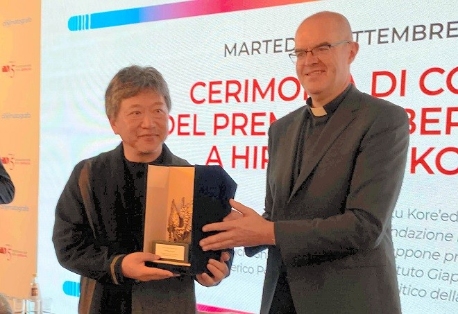 japanese-film-maker-kore-eda-receives-robert-bresson-prize-or-the-asahi-shimbun-breaking-news-japan-news-and-analysis