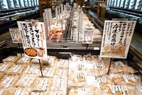 ずらりと並ぶ冷凍食品もこだわりのオリジナル商品