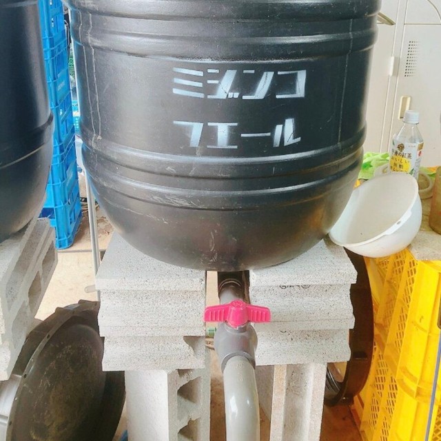 ミジンコ屋「きずなみじんこ」の装置。蛇口からみじんこが出てくる／みじんこ〜さん（@Lupico_D）提供