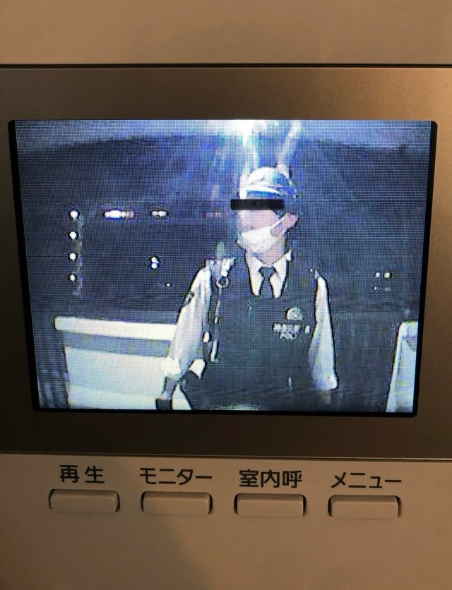 警察官が…（テト２號さん提供）